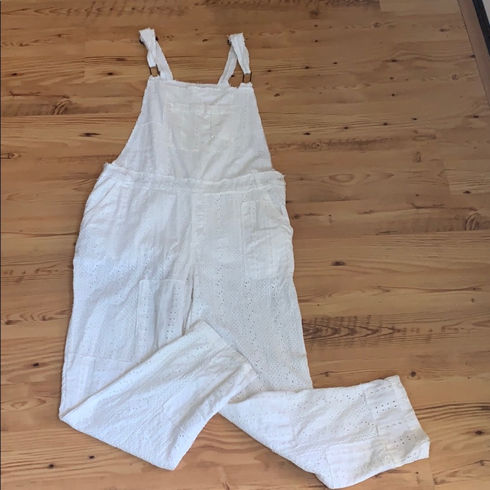 vintage FREE PEOPLE white eyelet OVERALLS